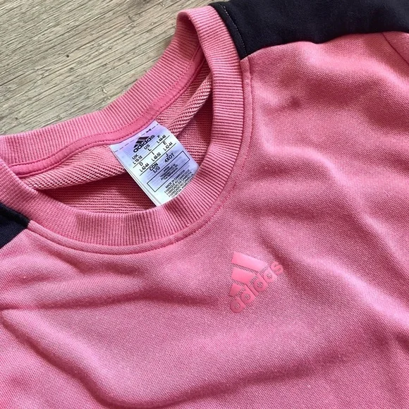 Adidas Womens Essential Colorblocked Sweatshirt - Picture 2 of 5